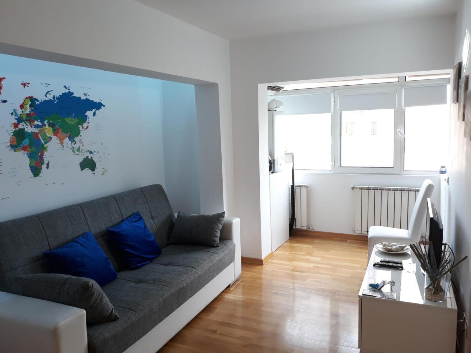 White Dream Suites Iasi Bagian luar foto