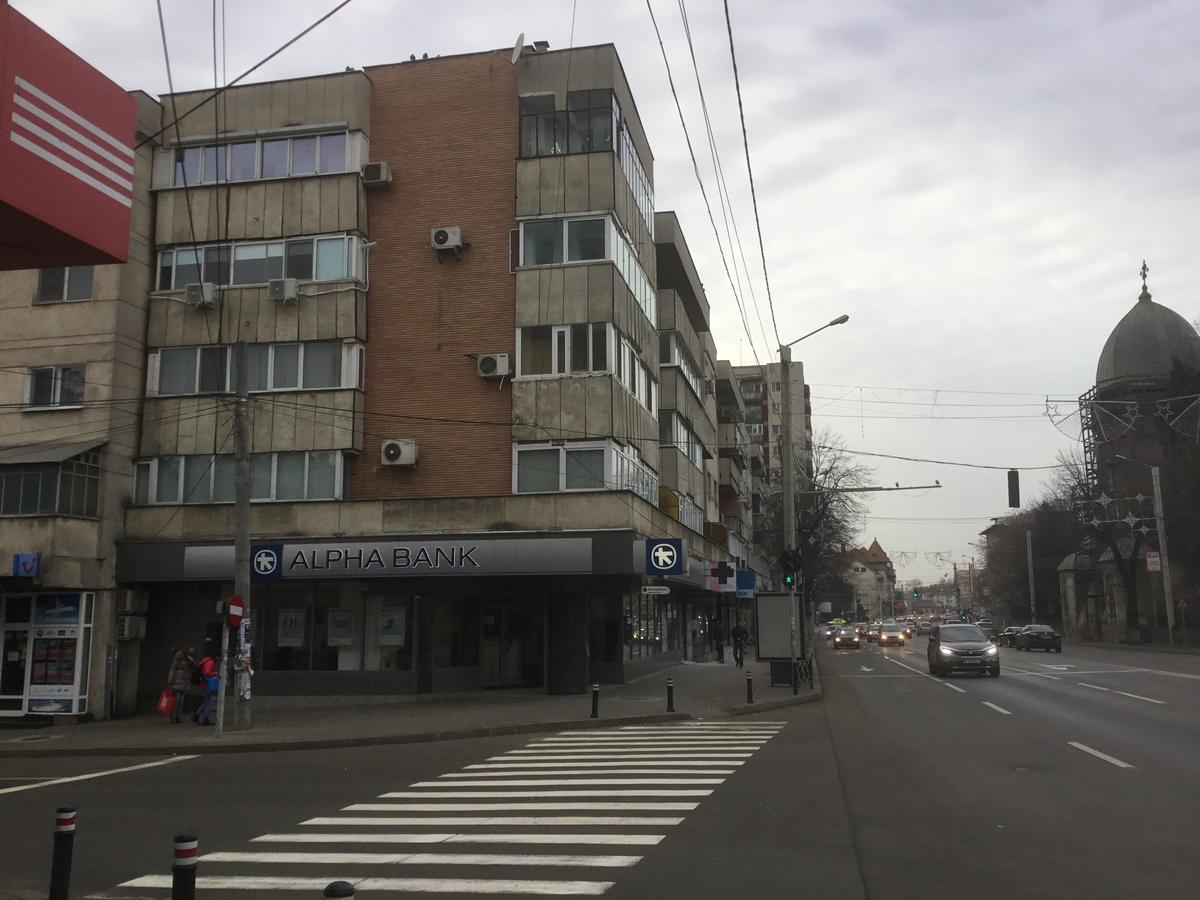White Dream Suites Iasi Bagian luar foto