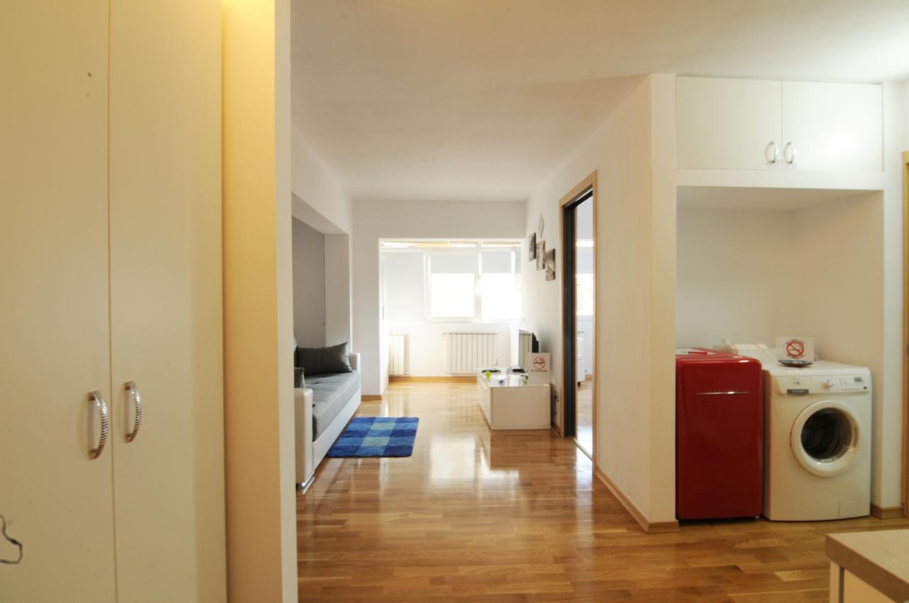 White Dream Suites Iasi Bagian luar foto